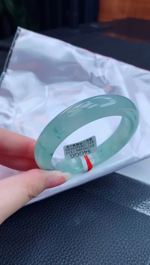 【闪购商品】翡翠手镯未镶嵌缅甸天然翡翠A货手镯