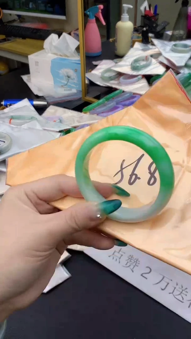 【闪购商品】翡翠手镯未镶嵌0011724353
