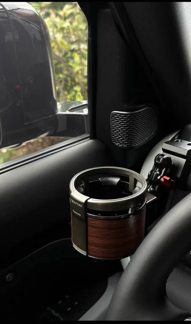 适用于20-25款路虎卫士中控台水杯架90/110/130车门饮料支架改装