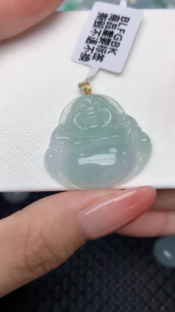 翡翠18K金镶嵌颈饰天然缅甸翡翠a货