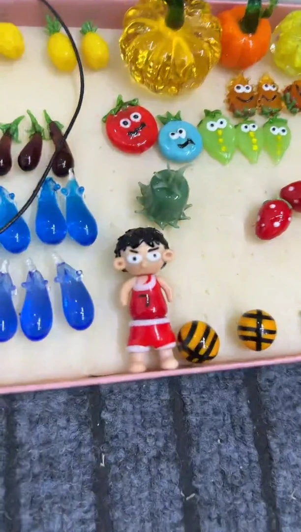 手工艺品琉璃C*吃良田