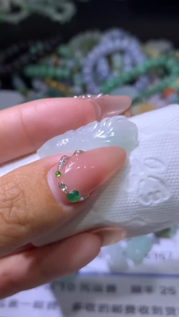 【闪购商品】定制翡翠未镶嵌MJX019877