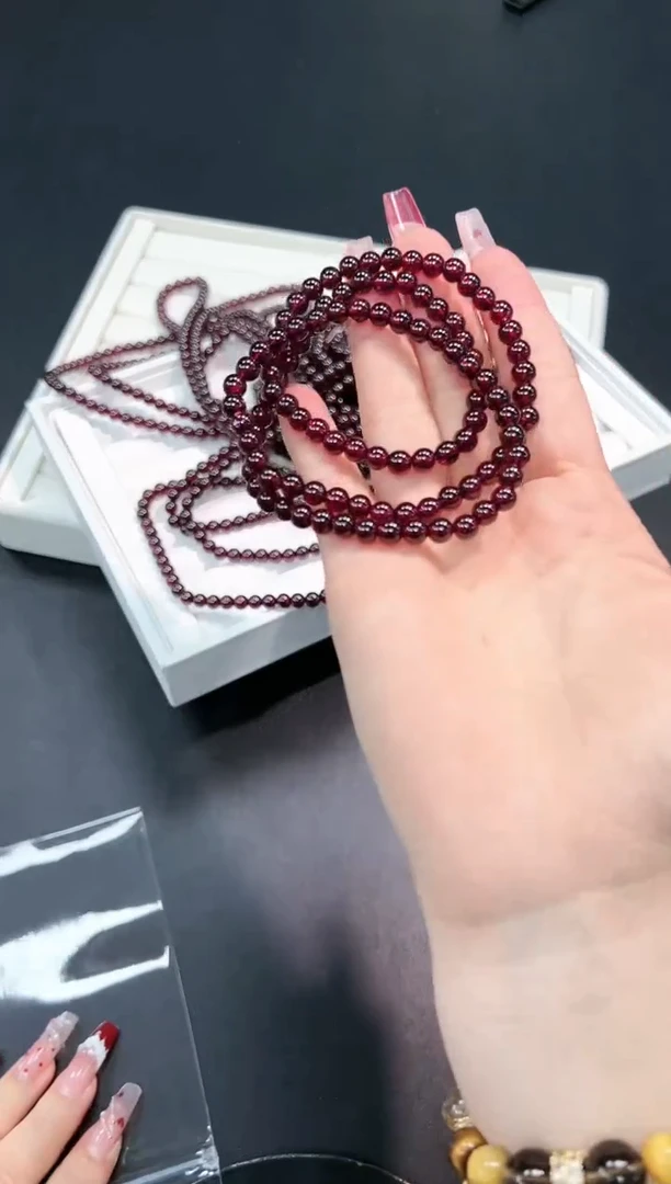 【闪购商品】石榴石手链未镶嵌37m多样性发其一/1条默认微瑕
