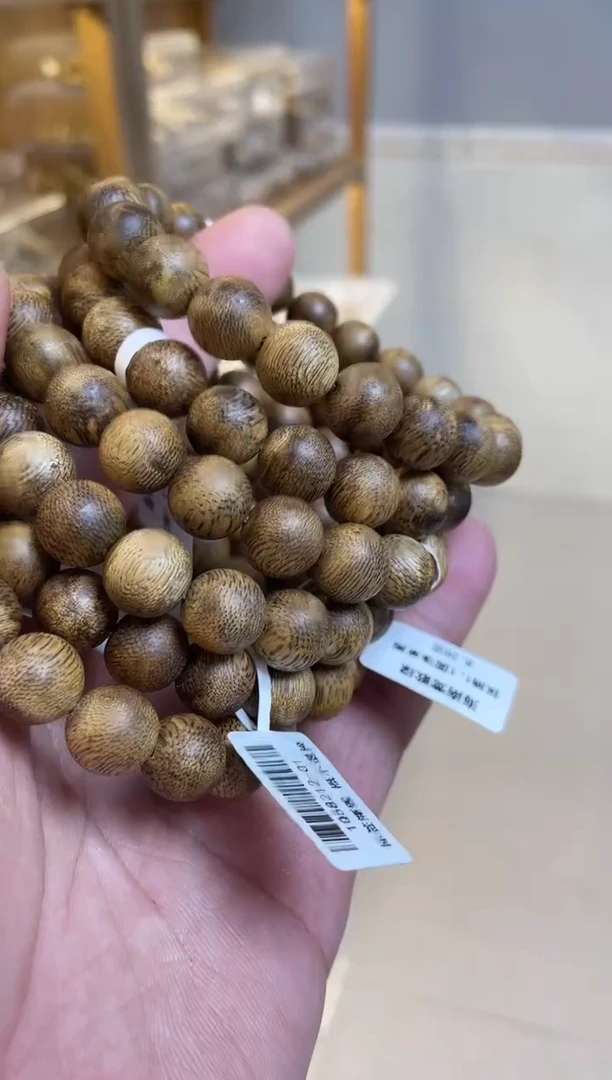 【闪购商品】沉香手串莺歌绿圆珠单圈1.1多样性发其一