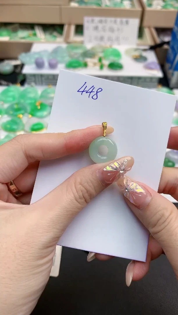 颈饰未镶嵌翡翠天然缅甸A货翡翠