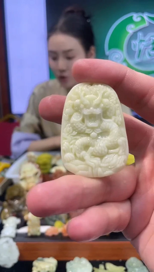 【闪购商品】岫玉吊坠未镶嵌多样性发货*拍一发一