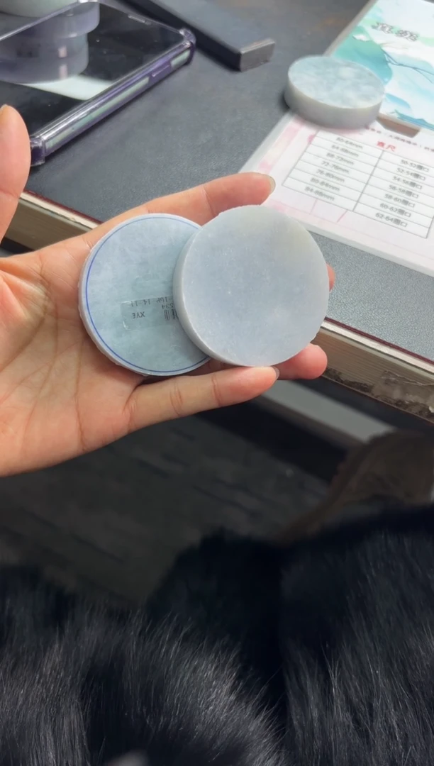 未镶嵌挂件翡翠流****?多样性发一件镯芯