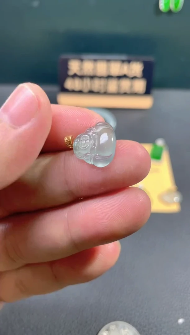 【闪购商品】翡翠颈饰18K金镶嵌翡翠