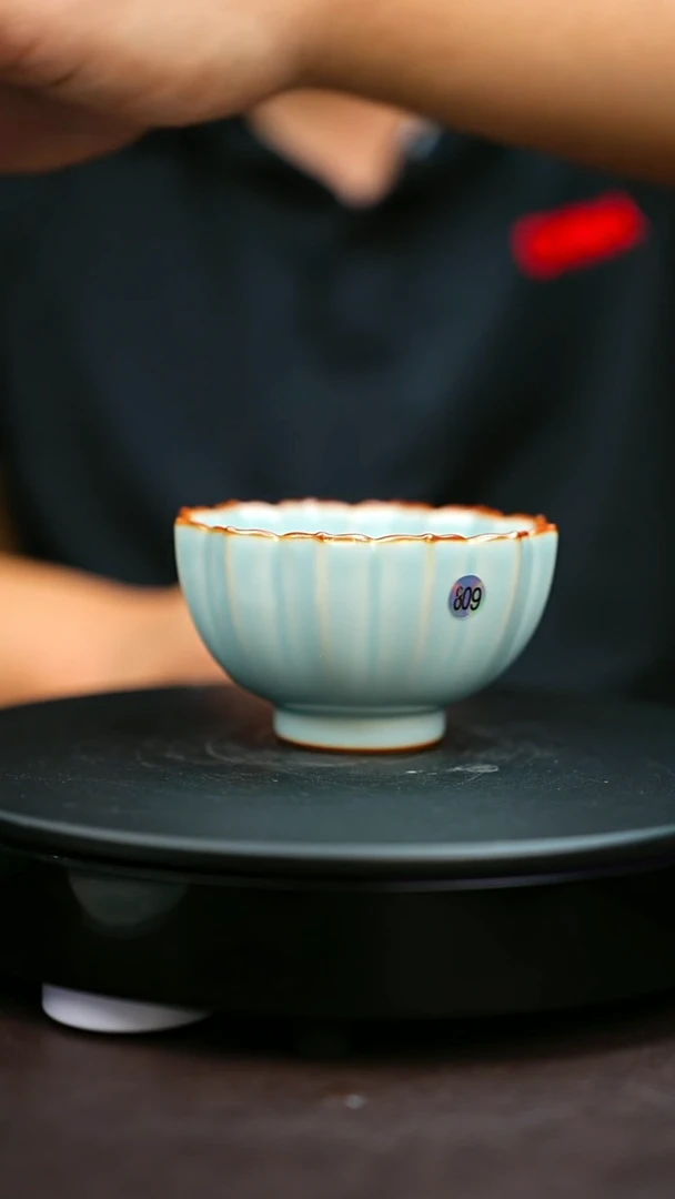 809#原矿钧瓷炉钧釉莲花杯