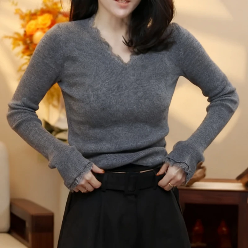 冬季新款法式气质时尚百搭显瘦蕾丝拼接针织衫V领上衣LK2508726