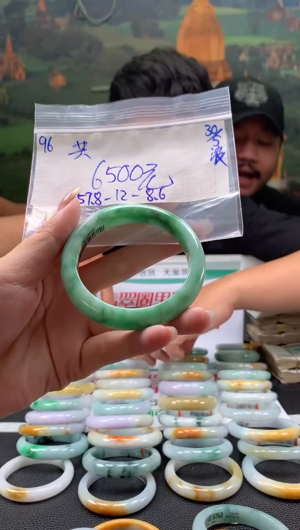 翡翠手镯未镶嵌翡翠手镯 下单联系小耳机#96