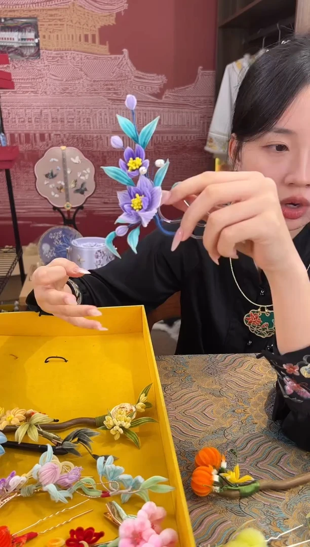 刺绣非遗绒花（发饰）