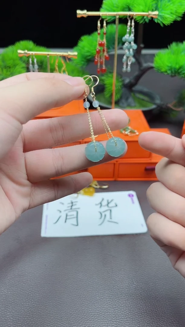 石英质玉（天山翠）银S925镶嵌耳饰716