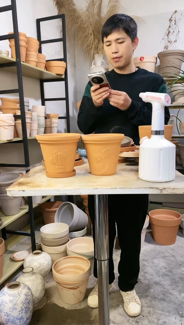 【闪购商品】陶16*15红陶浮雕2图案 2盆2托