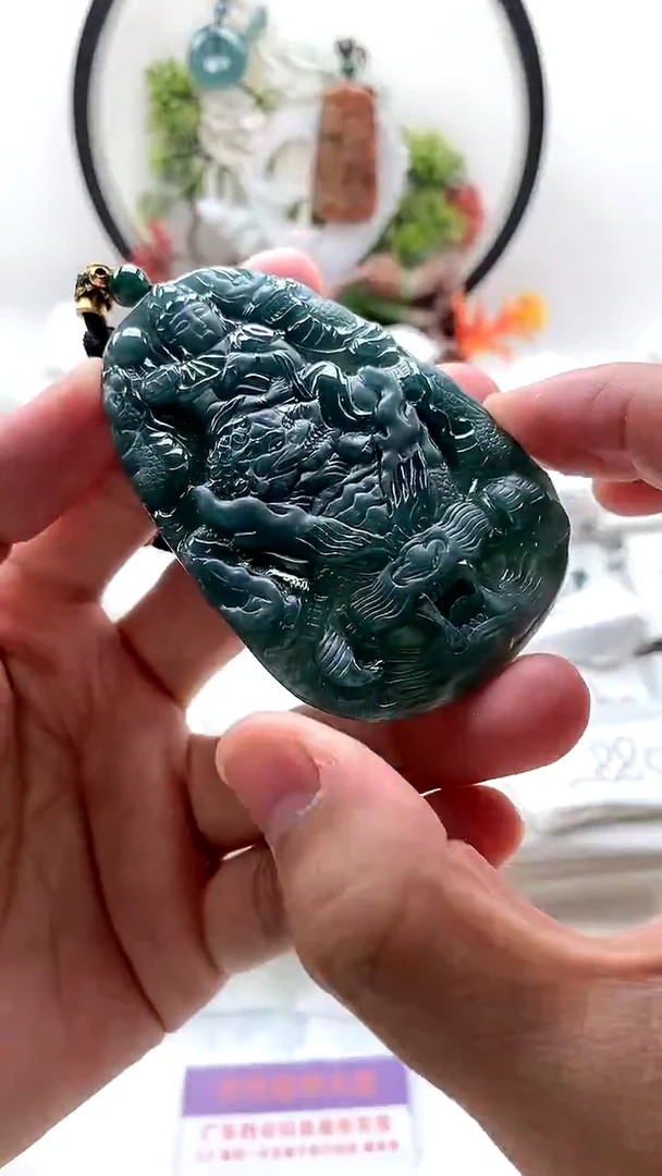 颈饰未镶嵌翡翠文殊