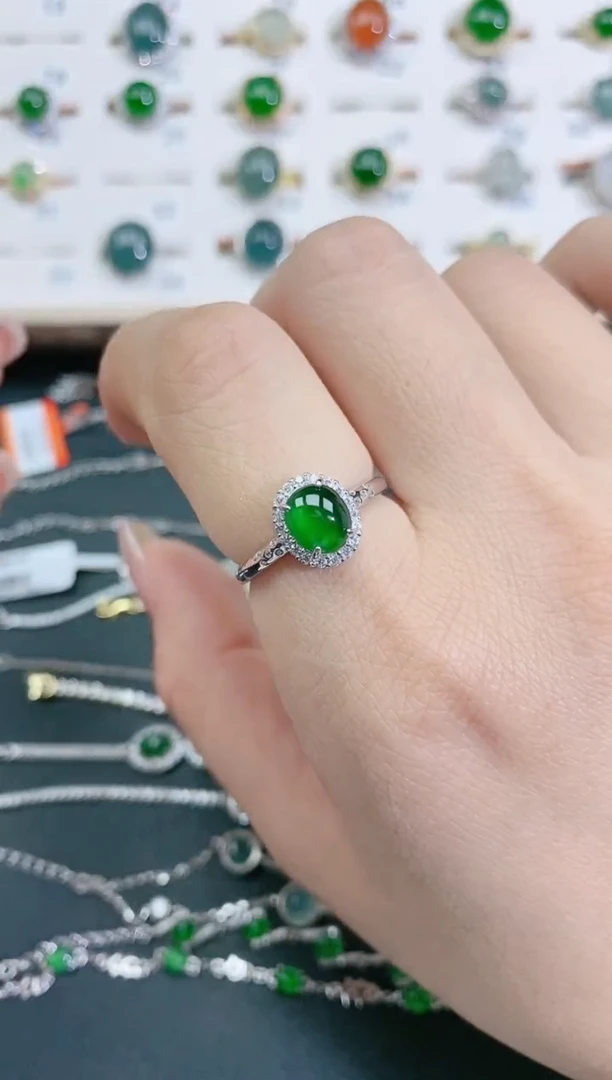 翡翠戒指银S925镶嵌天然翡翠