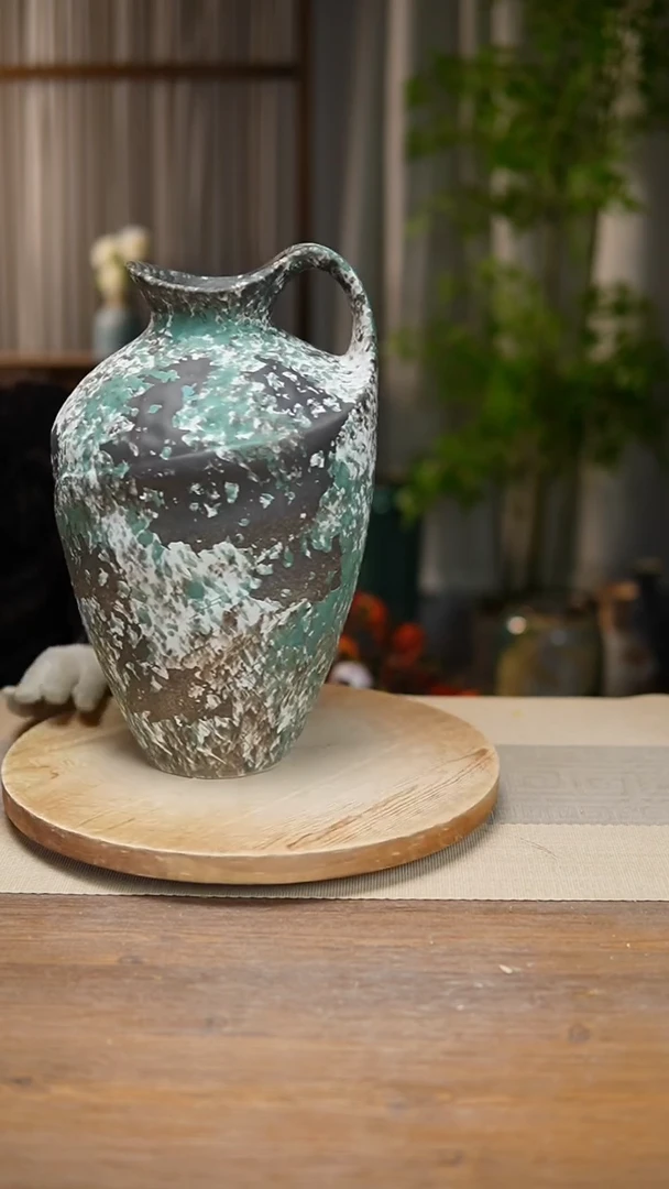 【闪购商品】陶瓷  花器涂鸦绿奶壶