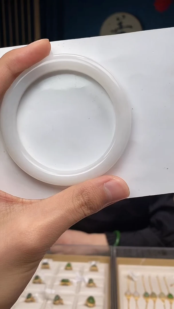 【闪购商品】和田玉手镯未镶嵌手镯60+