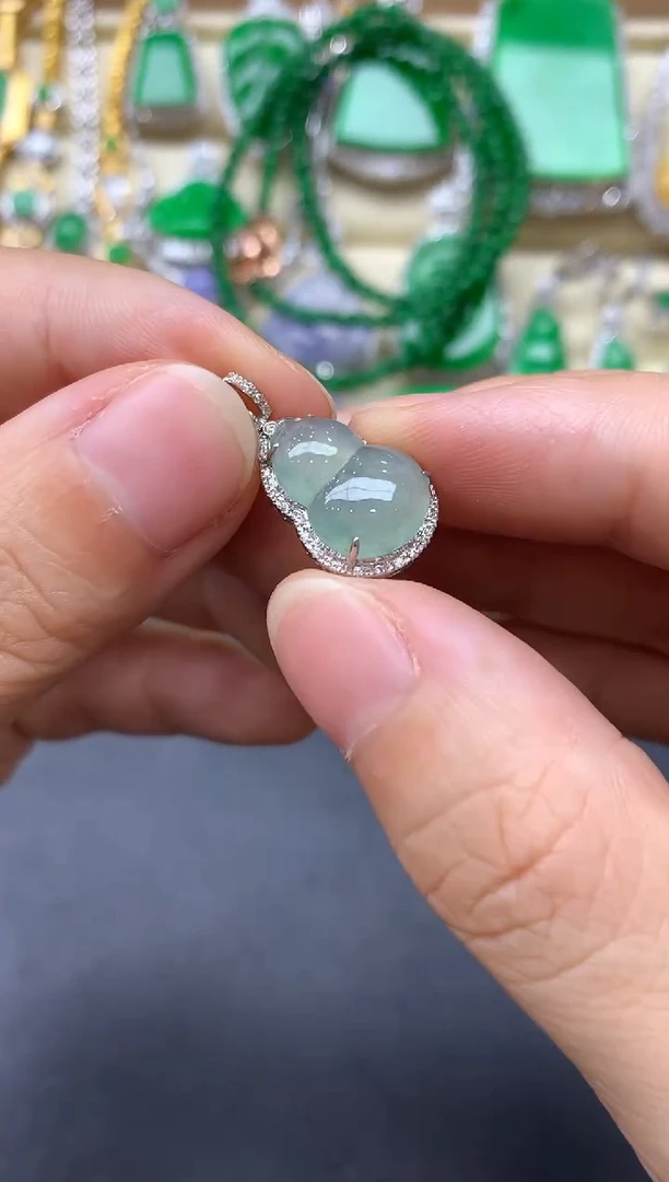 翡翠18K金镶嵌颈饰191-中国好珠宝