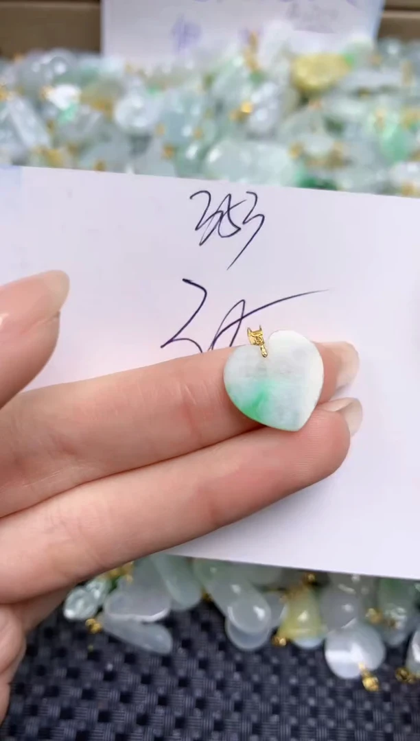 【闪购商品】翡翠颈饰18K金镶嵌天然缅甸A货翡翠