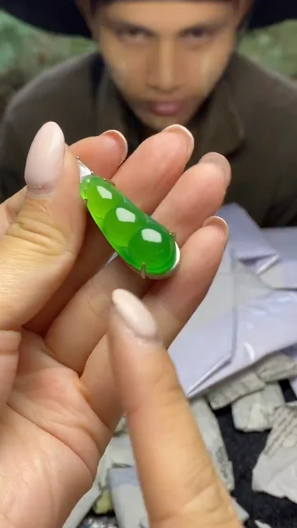 首饰袋  满色吊坠 所见即所得!