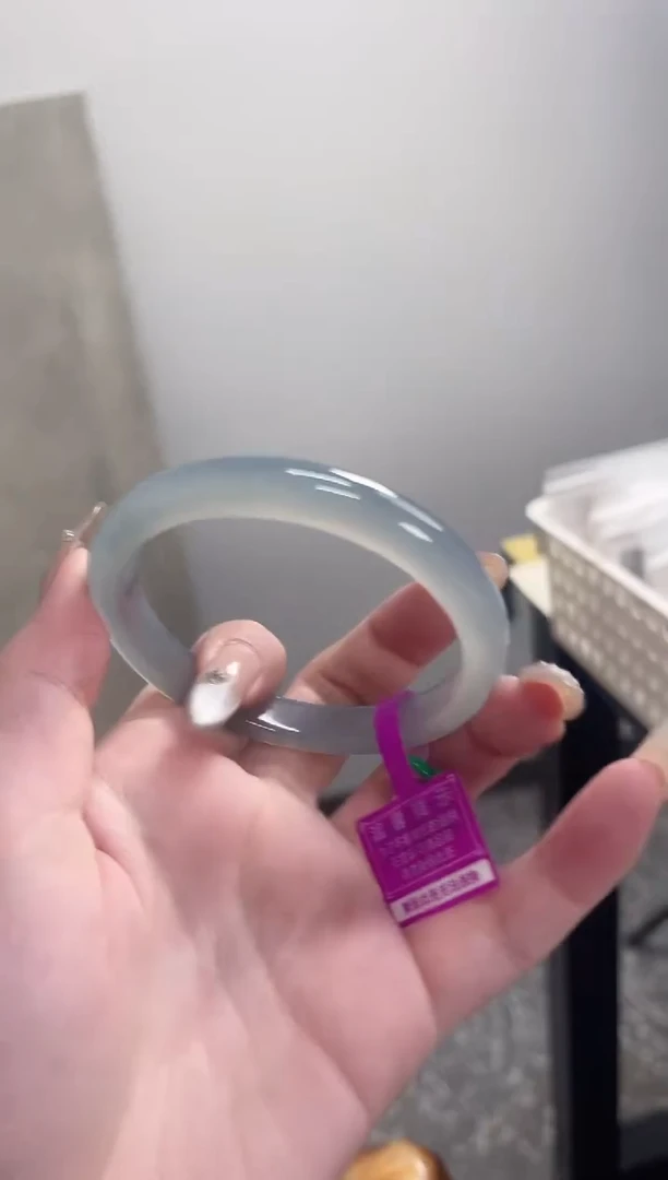 【闪购商品】玛瑙/玉髓手镯未镶嵌56圈 需要包容窄条