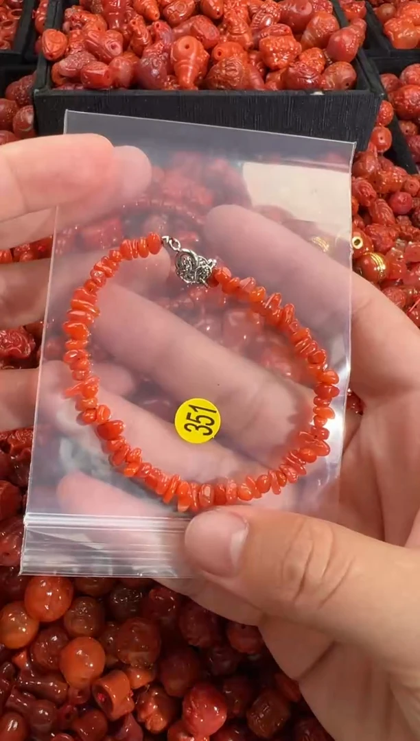 南红玛瑙未镶嵌颈饰1