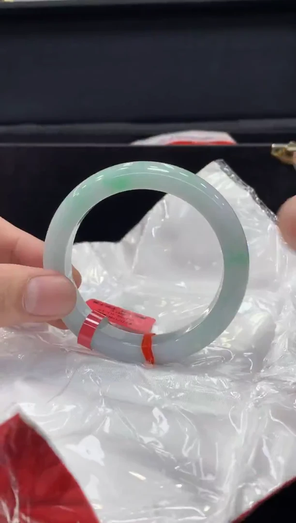 未镶嵌手镯翡翠翡翠手镯