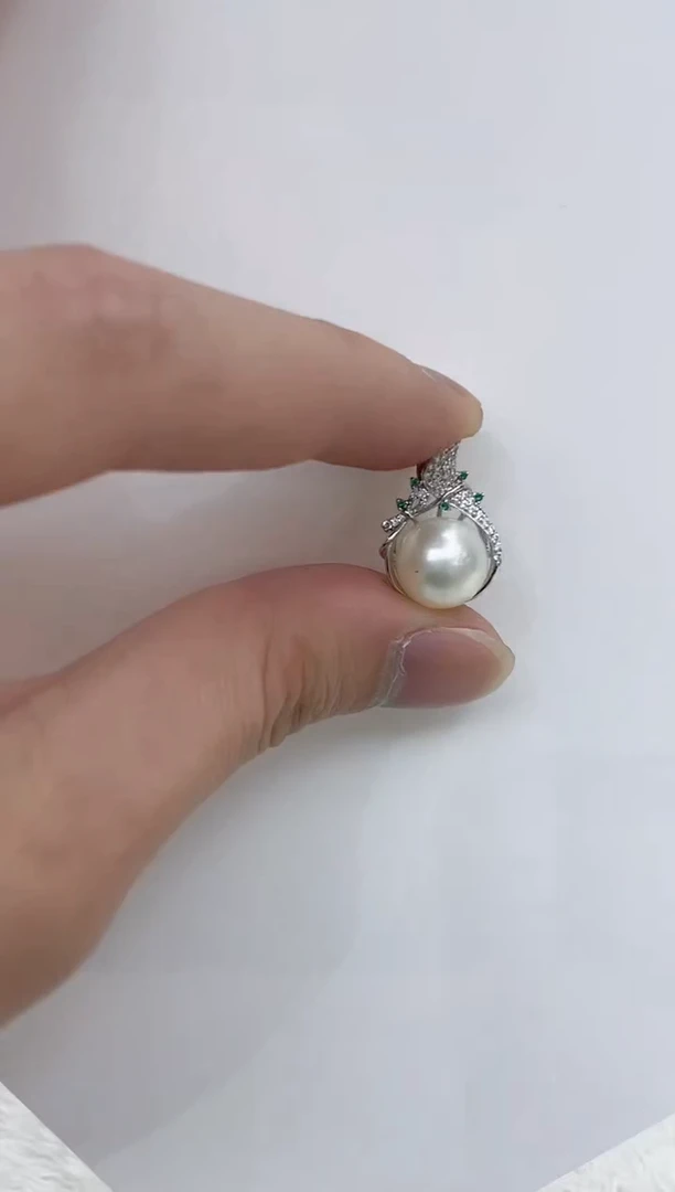 【闪购商品】海水珍珠颈饰银S925镶嵌海水珍珠吊坠
