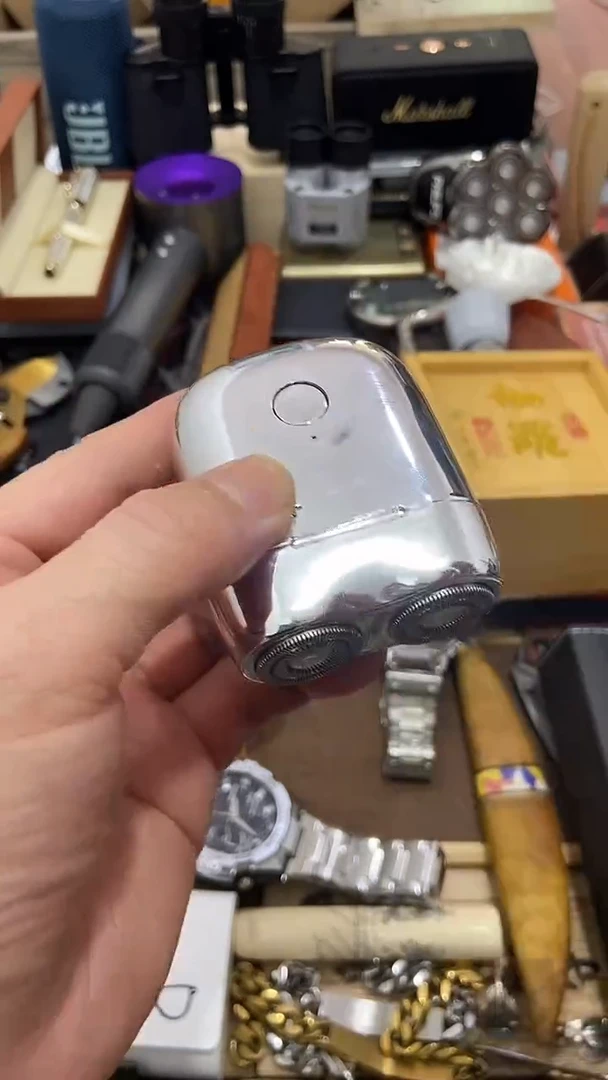 瓷片闪购商品 如图所示
