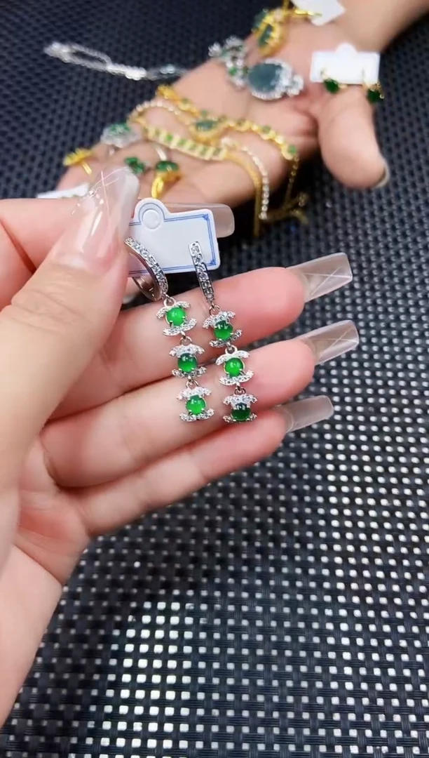 【闪购商品】翡翠未镶嵌耳饰111111111