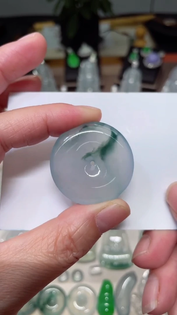 颈饰未镶嵌翡翠平安扣34/5.9