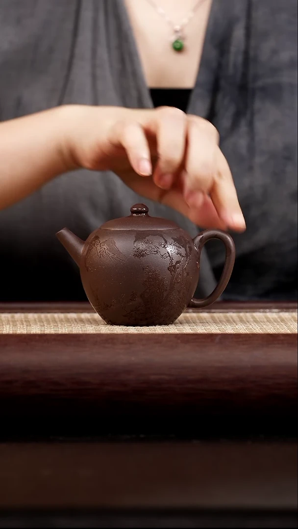 茶壶紫砂一厂拼紫 【明式圆珠 刻绘】