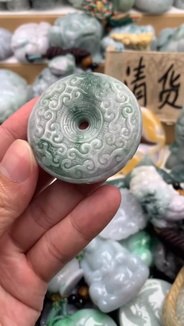 吊坠(不含链)未镶嵌翡翠1