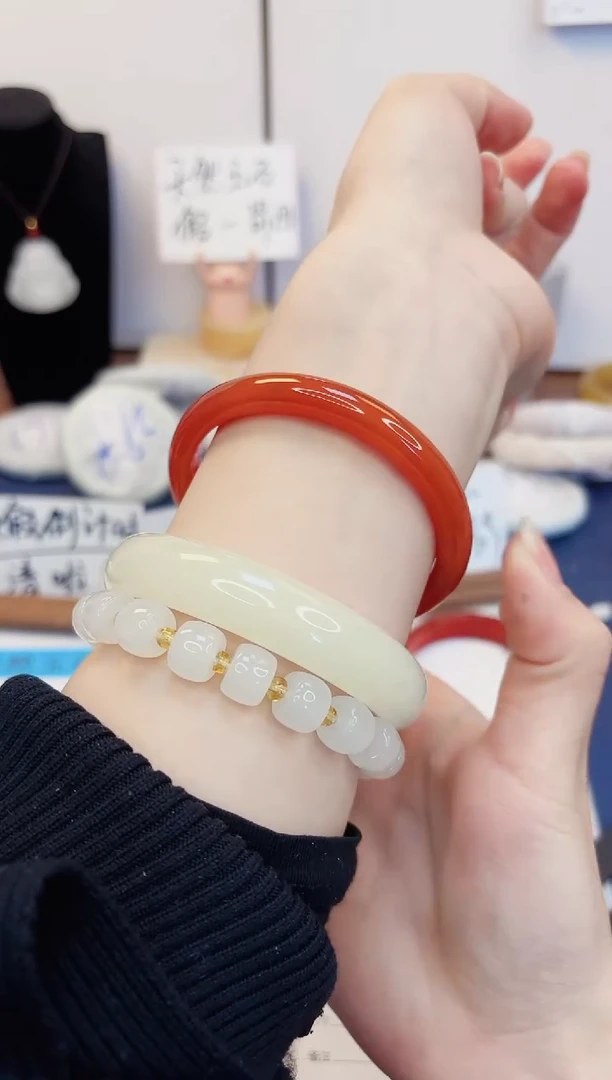 【闪购商品】石英质玉手镯未镶嵌319