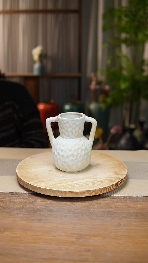 【闪购商品】陶瓷  花器陶瓷花瓶手捏瓶008瑕疵