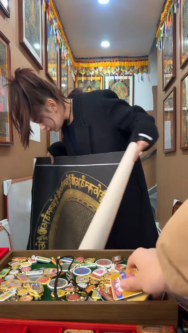 吊坠石像-热贡纯手绘唐卡