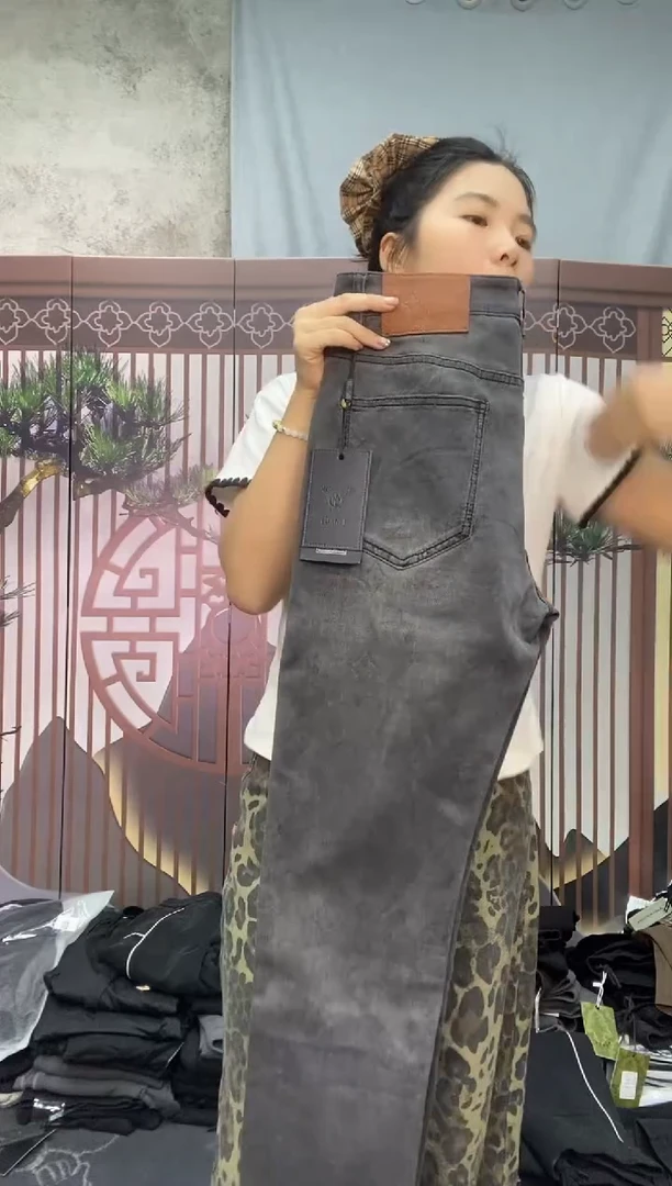 四季款休闲牛仔裤码31