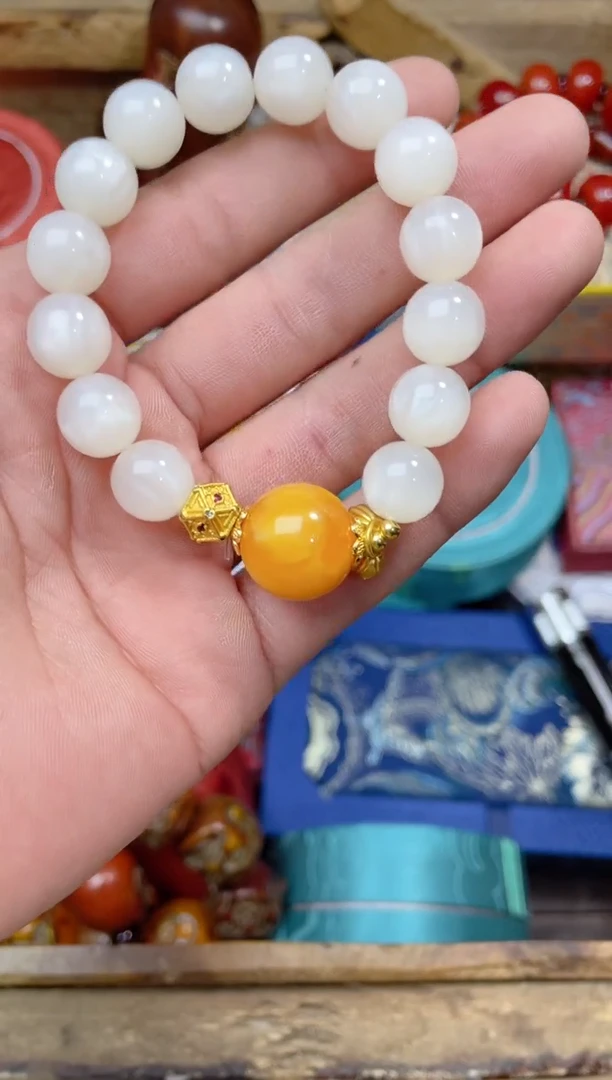 【闪购商品】蜜蜡裸石未镶嵌点击链接下单即可