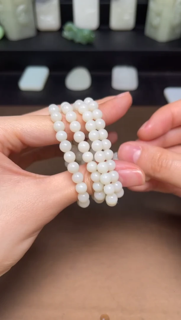 和田玉未镶嵌颈饰52 卡6 108