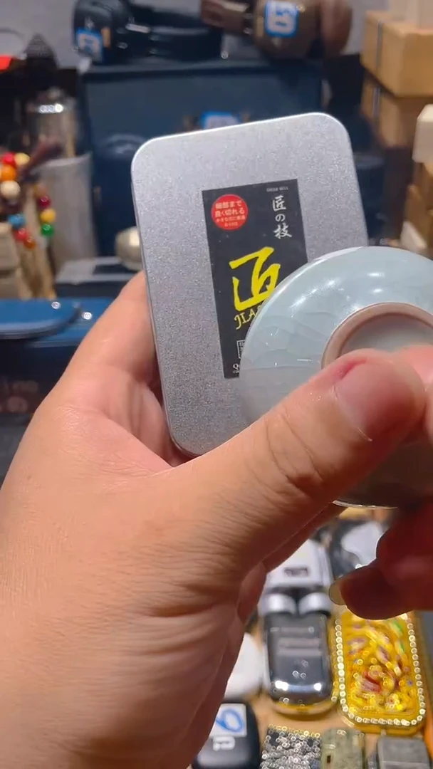 瓷片闪购商品 如图所示