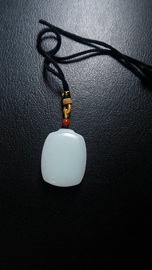 颈饰未镶嵌和田玉无事牌