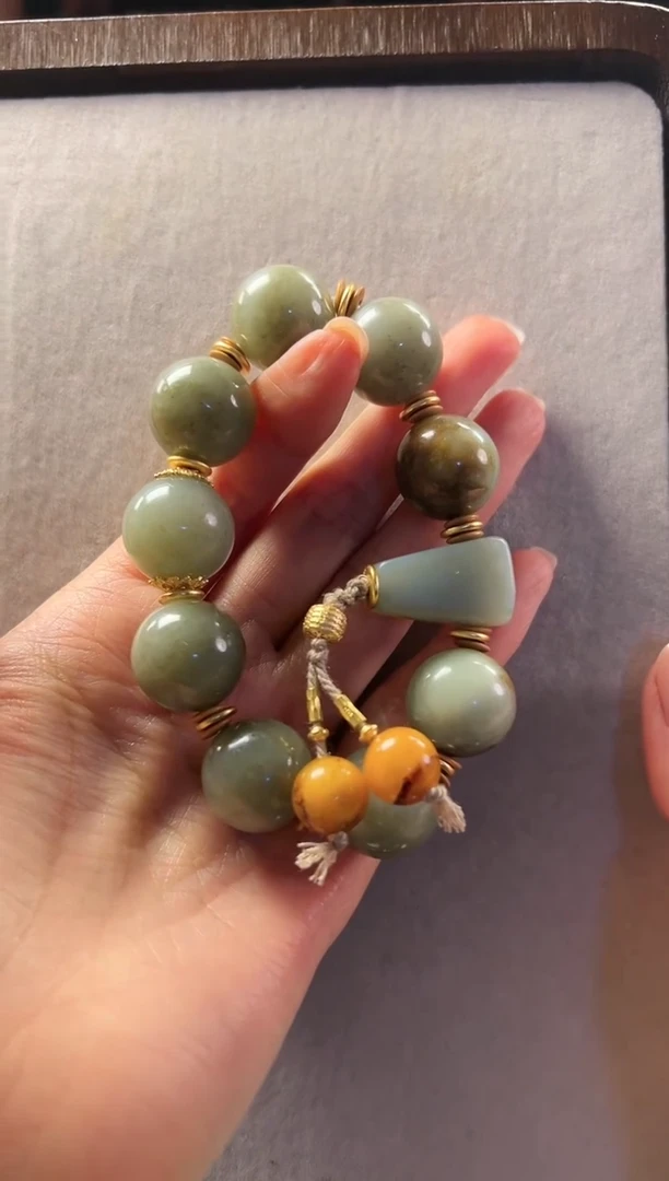 【闪购商品】和田玉手串未镶嵌定向