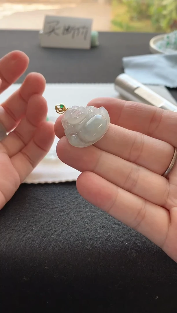 未镶嵌挂件翡翠佛公