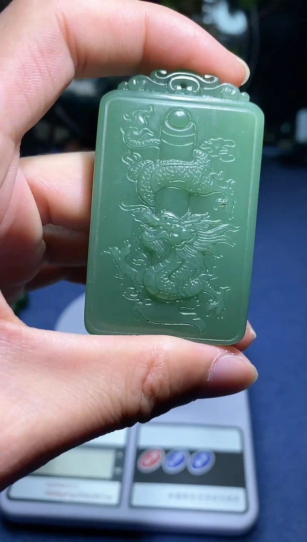 【闪购商品】和田玉颈饰未镶嵌且末料龙珠牌子