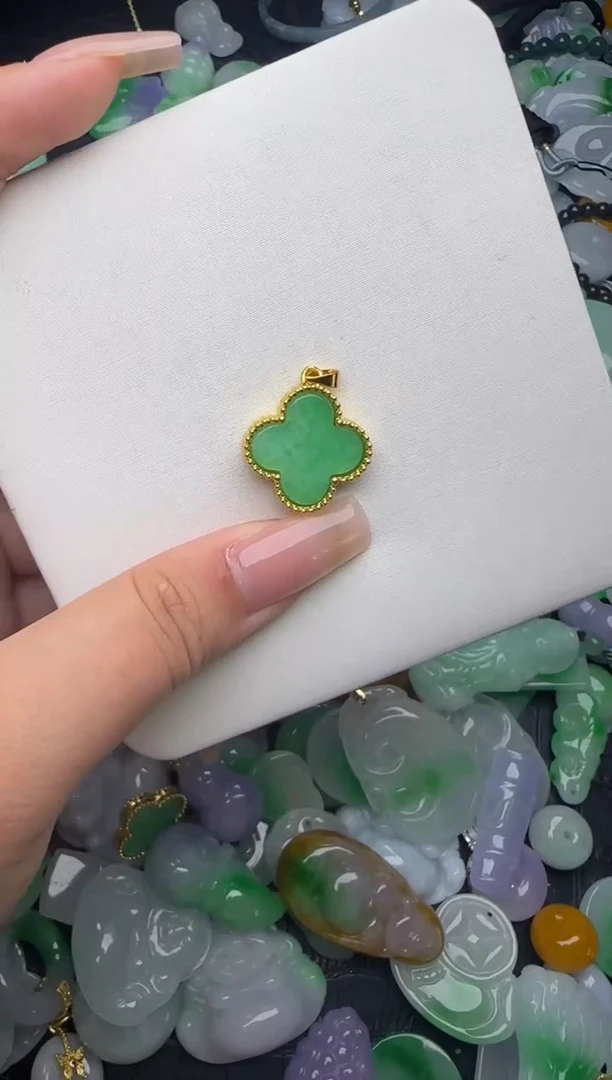 翡翠未镶嵌颈饰天然缅甸翡翠吊坠