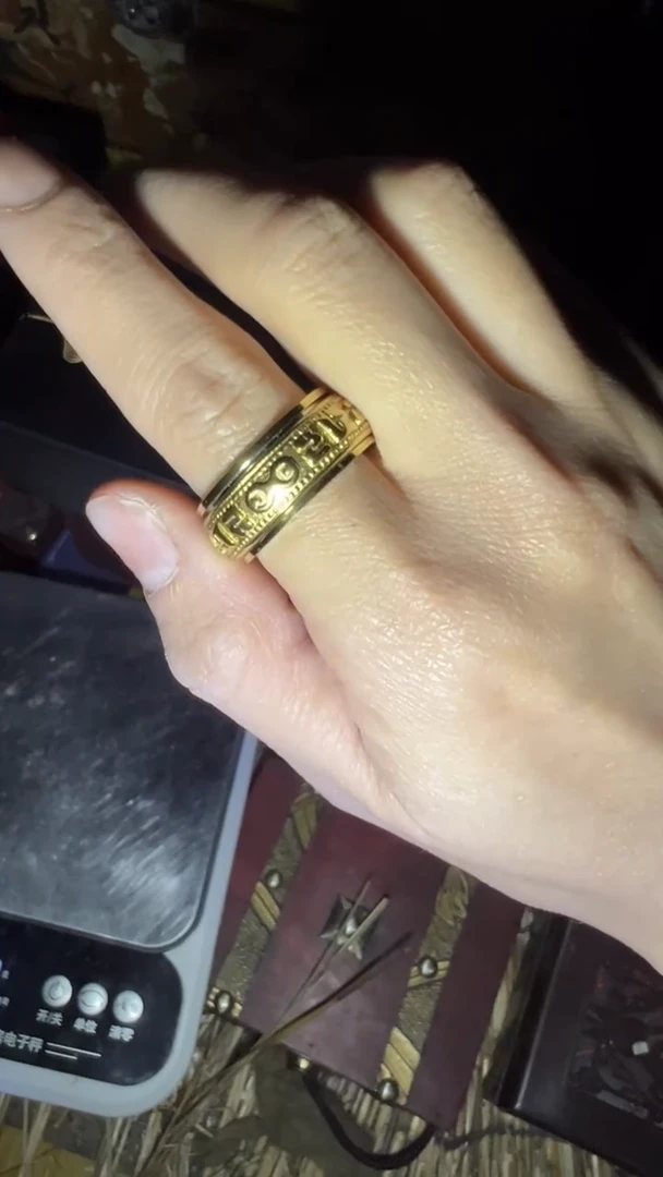 金属高端创意福利摆件