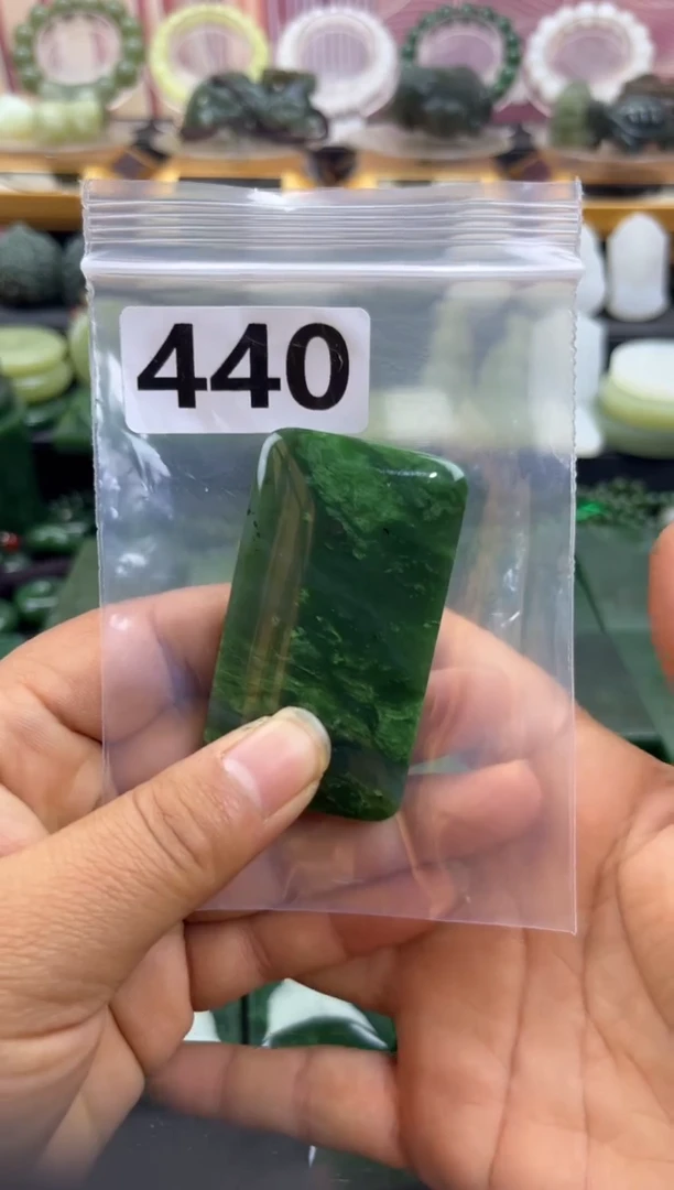 未镶嵌和田玉珠宝半成品无事牌