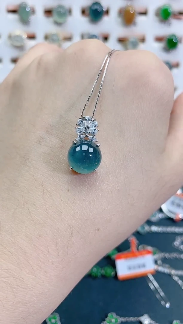 颈饰银S925镶嵌翡翠天然翡翠