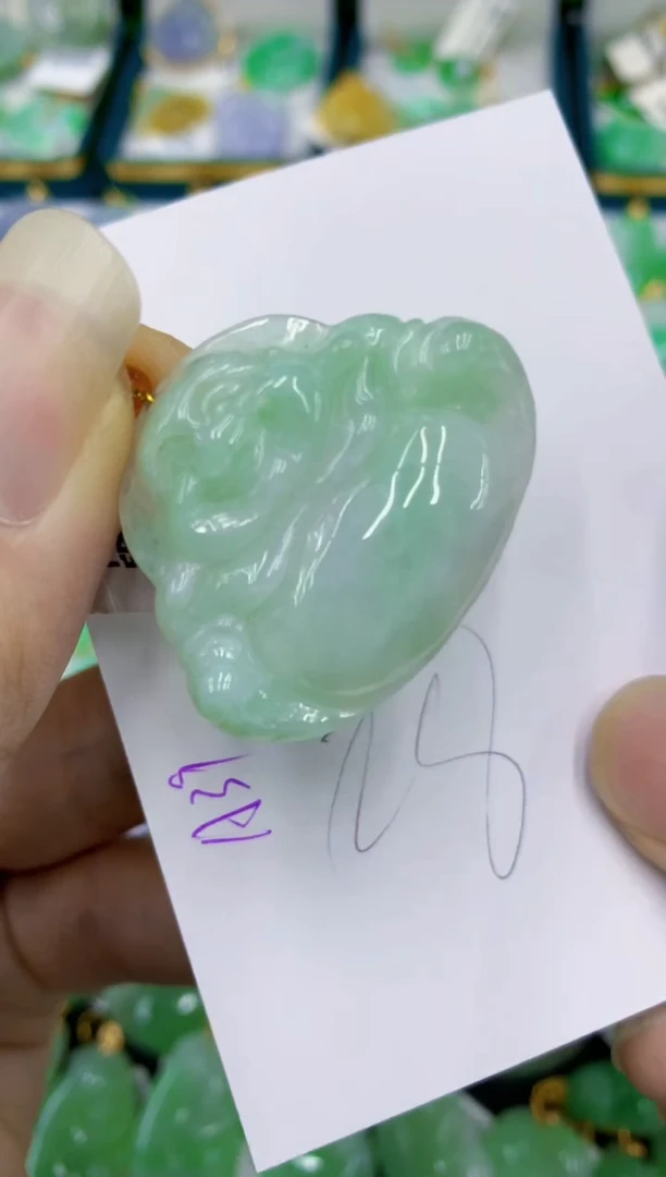 翡翠未镶嵌颈饰11111111111